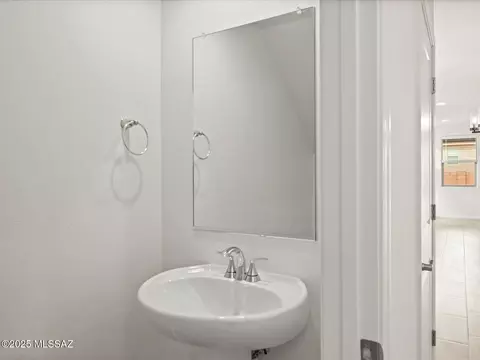 Bath - 12615 E Remi Dr, Vail, AZ 85641 photo 2 of 6