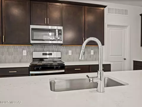 Kitchen - 12615 E Remi Dr, Vail, AZ 85641 photo 6 of 6