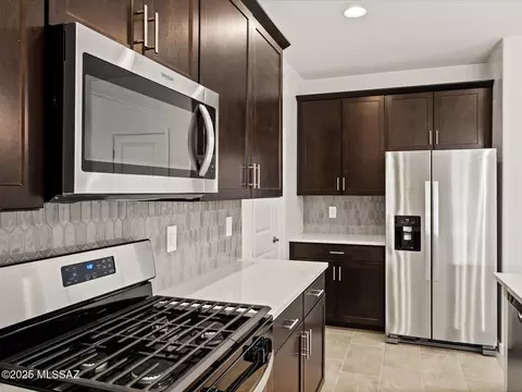 12615 E Remi Dr, Vail, AZ 85641
