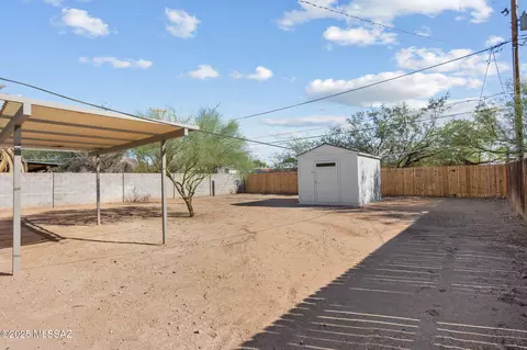 Exterior - 4550 E 6th St, Tucson, AZ 85711 photo 8 of 8