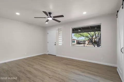 Living - 4550 E 6th St, Tucson, AZ 85711 photo 3 of 4