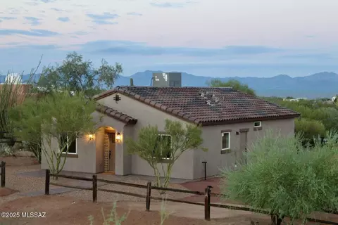 14470 S Stagecoach Rd, Tucson, AZ 85736