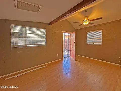 Living - 4054 E Montecito St, Tucson, AZ 85711 photo 1 of 5