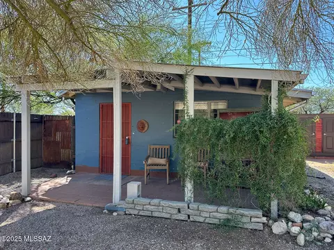 Exterior - 4054 E Montecito St, Tucson, AZ 85711 photo 2 of 13