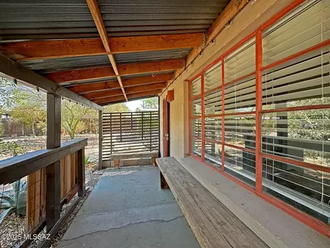 Exterior - 4054 E Montecito St, Tucson, AZ 85711 photo 6 of 13