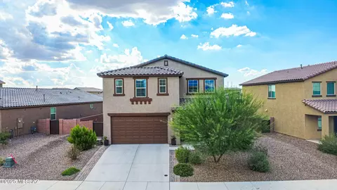 8094 S Soltero Mine Dr, Tucson, AZ 85747