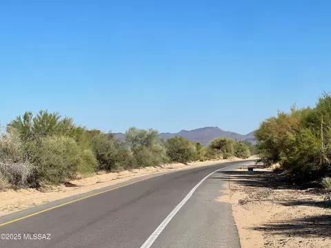 15938 W Diamond Bell Ranch Rd, Tucson, AZ 85736