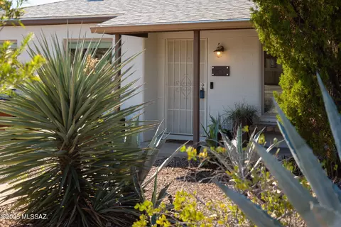 4608 E 8th St, Tucson, AZ 85711