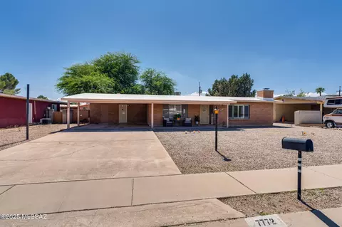 7772 Elida St, Tucson, AZ 85715