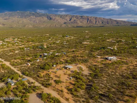 12340 E Calle Del Gorrion, Tucson, AZ 85748