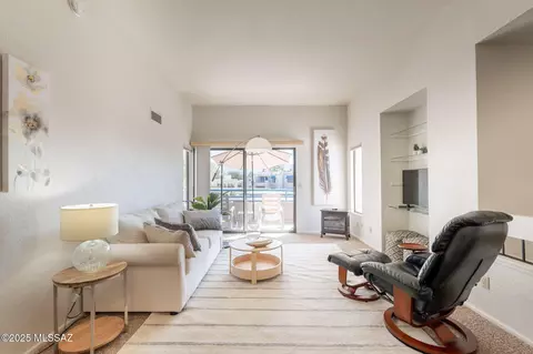 7944 E Colette Cir # 132, Tucson, AZ 85710