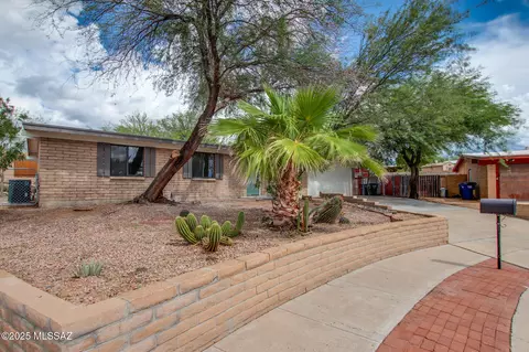 3537 S Burnett Pl, Tucson, AZ 85730