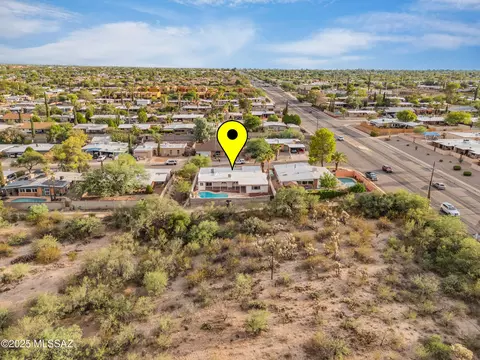 View/Area - 9511 E Rand Pl, Tucson, AZ 85715 photo 4 of 5