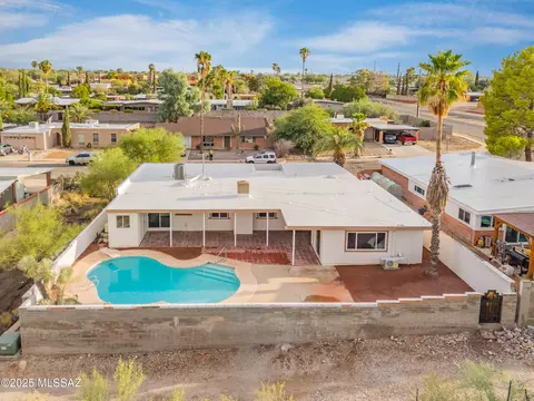 View/Area - 9511 E Rand Pl, Tucson, AZ 85715 photo 1 of 5
