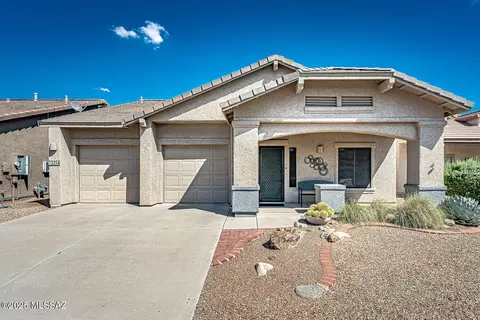 2254 N Avenida Del Petalo, Green Valley, AZ 85614