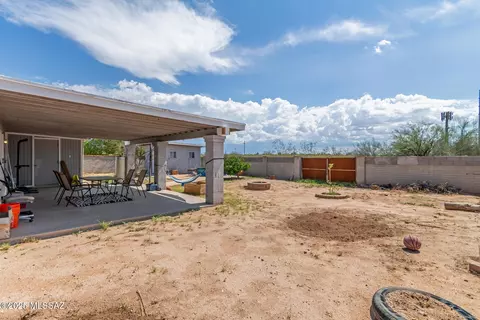 Exterior - 7100 E Lilac Pl, Tucson, AZ 85730 photo 6 of 8