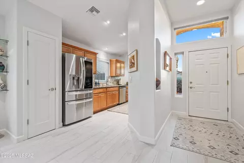 8680 N Sunnyvale Dr, Tucson, AZ 85742