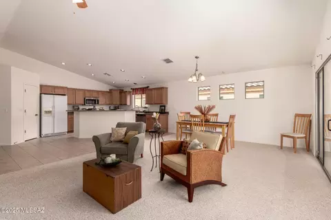 Living - 10562 E Bonpland Willow Dr, Tucson, AZ 85747 photo 2 of 3