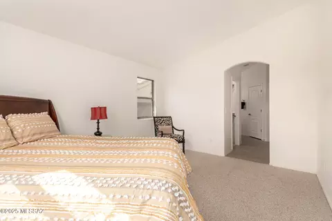 Bedroom - 10562 E Bonpland Willow Dr, Tucson, AZ 85747 photo 2 of 5