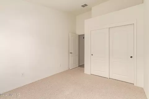 Bedroom - 10562 E Bonpland Willow Dr, Tucson, AZ 85747 photo 5 of 5