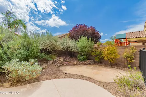 Exterior - 10562 E Bonpland Willow Dr, Tucson, AZ 85747 photo 6 of 6