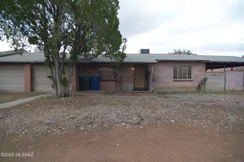 3746 E 32nd St, Tucson, AZ 85713