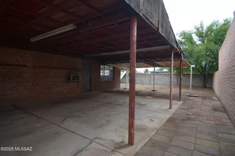 Exterior - 3746 E 32nd St, Tucson, AZ 85713 photo 1 of 3