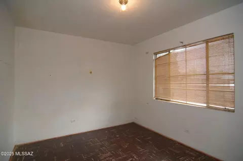 Bedroom - 3746 E 32nd St, Tucson, AZ 85713 photo 3 of 3