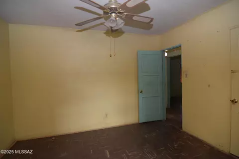 Bedroom - 3746 E 32nd St, Tucson, AZ 85713 photo 2 of 3