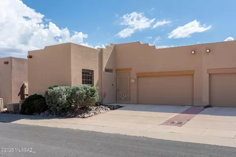 3817 S Camino Del Golfista, Green Valley, AZ 85614