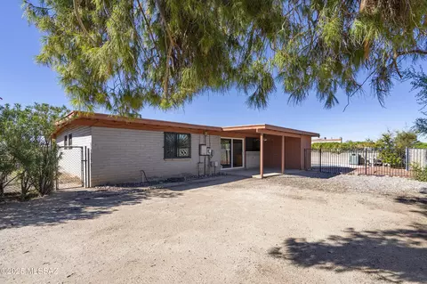 Exterior - 9551 E 30th St, Tucson, AZ 85748 photo 3 of 4
