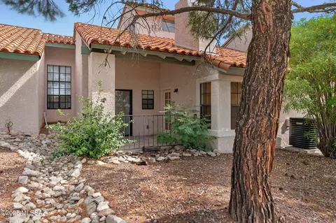 3210 E Calle De La Punta #6, Tucson, AZ 85718