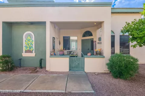 2396 W Via Di Silvio, Tucson, AZ 85741