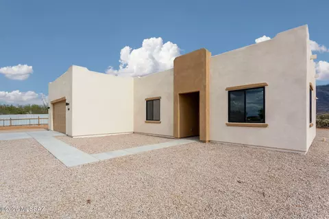 4601 E Magoo Rd, Tucson, AZ 85739