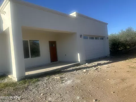 144 Calle Victoria, Rio Rico, AZ 85648