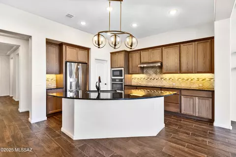 Kitchen - 61670 E Marble Dr, Oracle, AZ 85623 photo 2 of 3