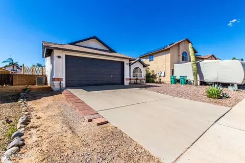 9289 N Hampshire Dr, Tucson, AZ 85742