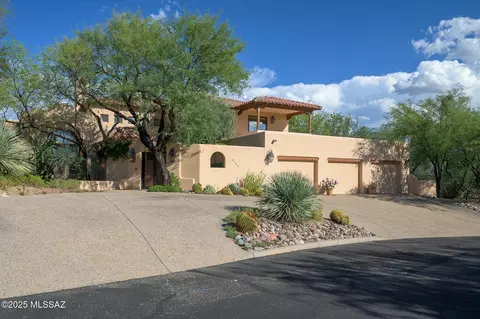 Exterior - 7185 E Desert Moon Loop, Tucson, AZ 85750 photo 2 of 11