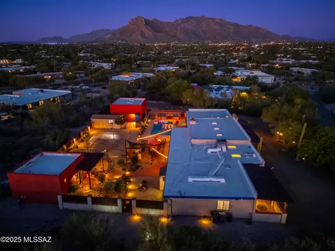 2000 W Khaibar Pl, Tucson, AZ 85704