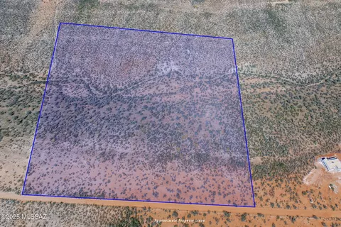55 Camino Chimeneas, Tubac, AZ 85646