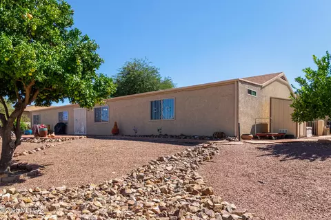 Exterior - 601 E Nashville Ave, Vail, AZ 85641 photo 6 of 10