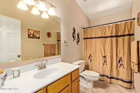 Bath - 601 E Nashville Ave, Vail, AZ 85641 photo 2 of 2