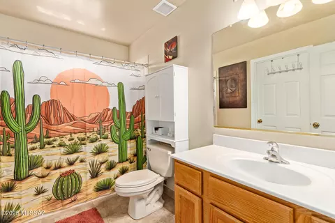 Bath - 601 E Nashville Ave, Vail, AZ 85641 photo 1 of 2