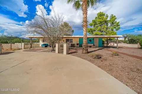 2350 W Sunkist Rd, Tucson, AZ 85755
