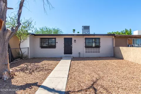 109 W Mossman Rd, Tucson, AZ 85706