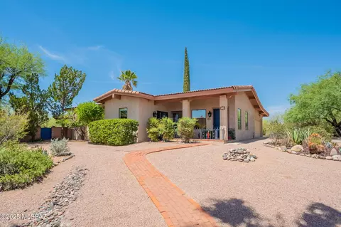 601 N Avenida Cipres, Green Valley, AZ 85614