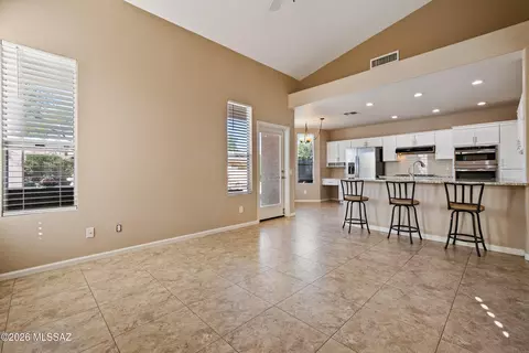 Living - 64580 E Drifter Dr, Tucson, AZ 85739 photo 5 of 11