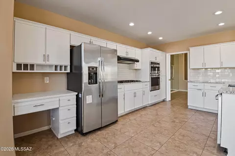 Kitchen - 64580 E Drifter Dr, Tucson, AZ 85739 photo 1 of 6