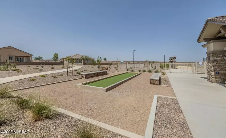 View/Area - 9292 W Creosote Rain Dr, Marana, AZ 85653 photo 9 of 10