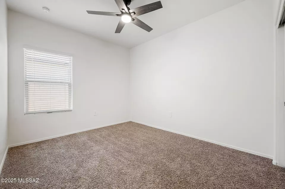 Bedroom - 9292 W Creosote Rain Dr, Marana, AZ 85653 photo 6 of 7